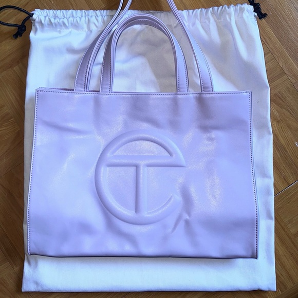 TEFLAR MEDIUM SHOPPING BAG
LAVENDER - Picture 1 of 3